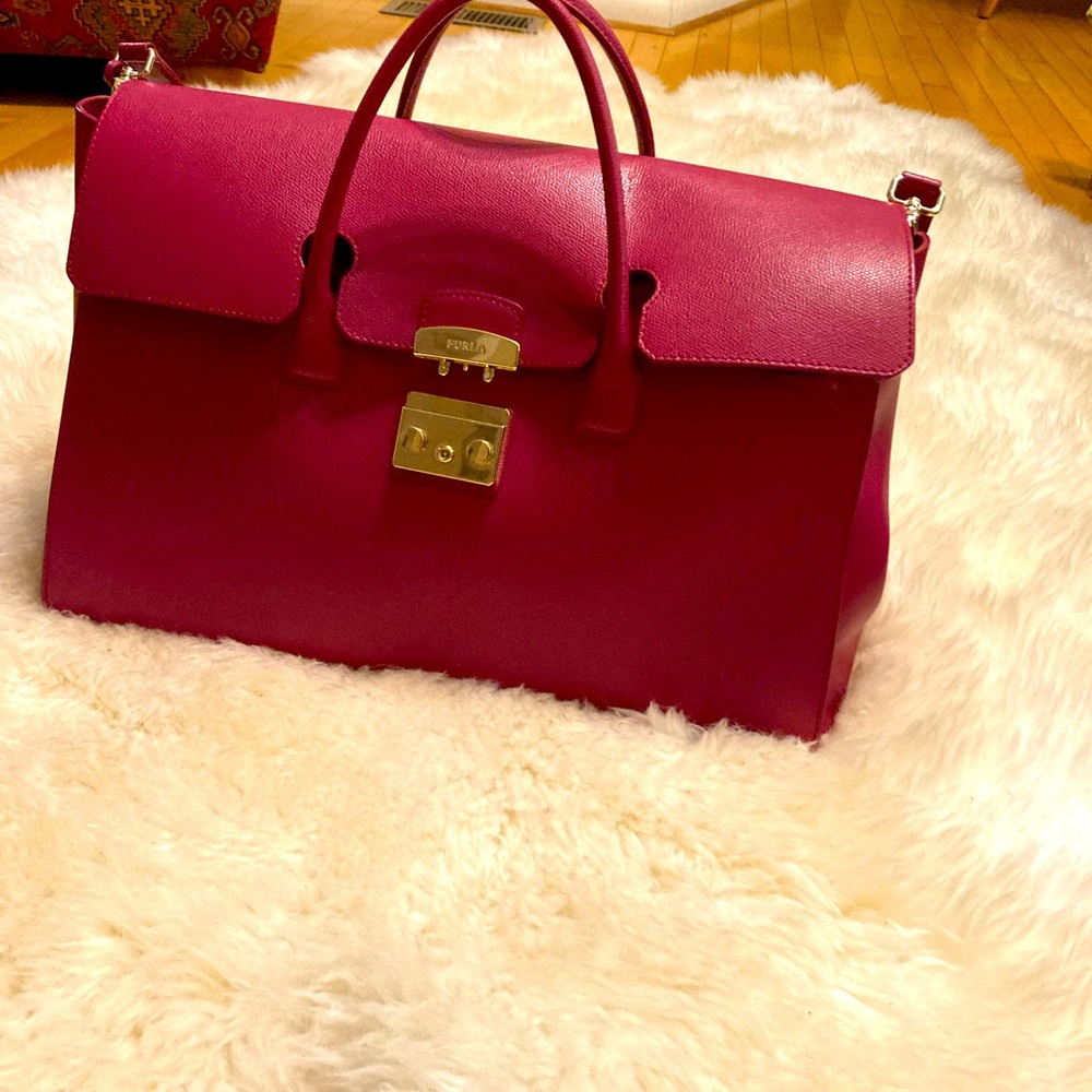 Furla Metropolis Large Handbag Tote Fuscia